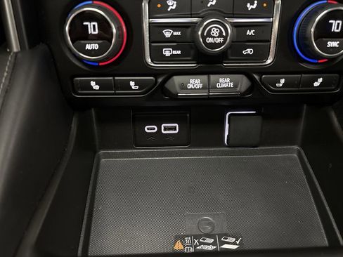 Used 2023 Chevrolet Tahoe Z71 w/ Luxury Package image 65