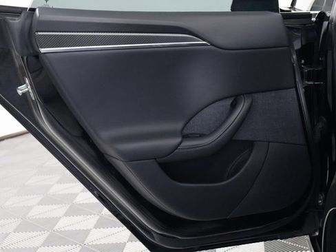 Used 2021 Tesla Model S Plaid image 13