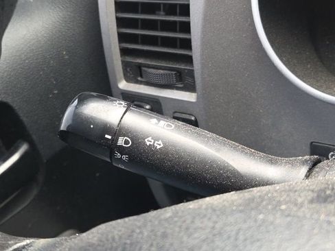 Used 2011 Toyota Tundra 4x4 Double Cab w/ Tow Pkg image 31