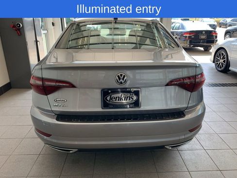 Used 2020 Volkswagen Jetta R-Line image 15