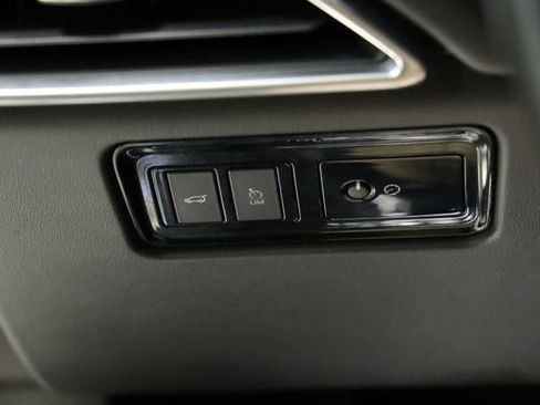 Used 2020 Jaguar F-PACE Premium AWD/4WD image 22