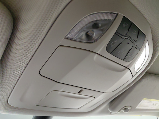 Used 2024 Chrysler Pacifica Touring-L FWD image 45