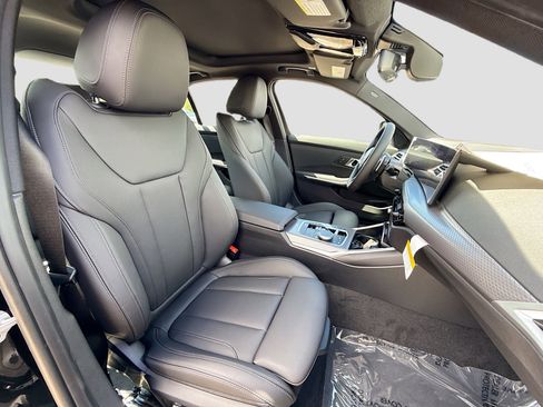 New 2026 BMW 330i Sedan w/ M Sport Package RWD image 15
