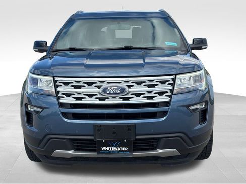 Used 2018 Ford Explorer XLT w/ Equipment Group 202A AWD/4WD image 43