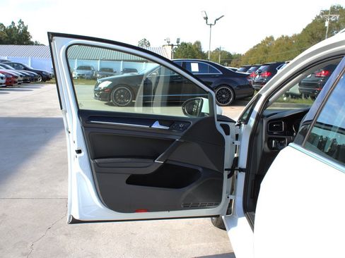 Used 2015 Volkswagen Golf SEL image 29