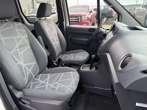 Used 2010 Ford Transit Connect XL image 27