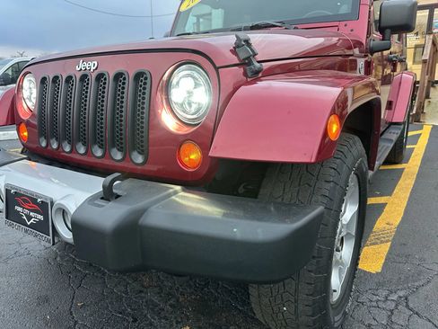 Used 2013 Jeep Wrangler Unlimited Sahara w/ Dual Top Group image 36