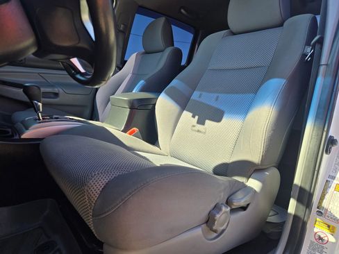 Used 2015 Toyota Tacoma 4x4 Double Cab w/ TRD Sport Package image 10