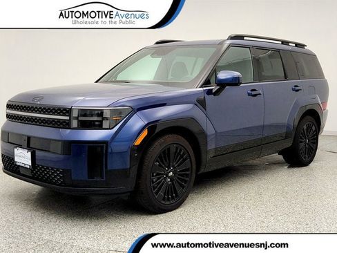 Used 2025 Hyundai Santa Fe Calligraphy AWD/4WD image 1