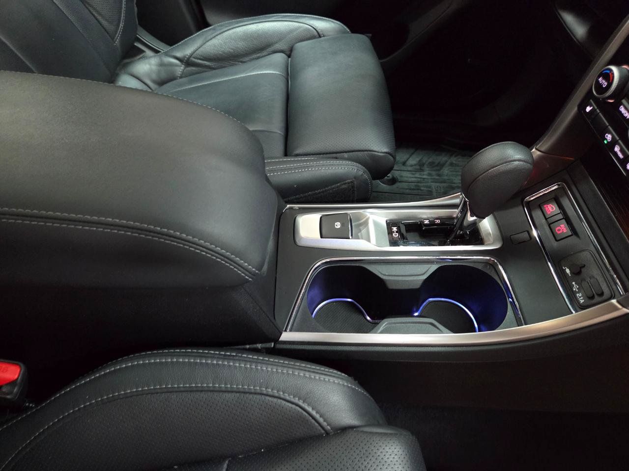 Used 2021 Subaru Ascent Limited w/ Technology Package AWD/4WD image 25