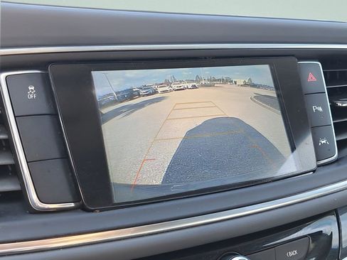 Used 2019 Buick Enclave Premium image 23