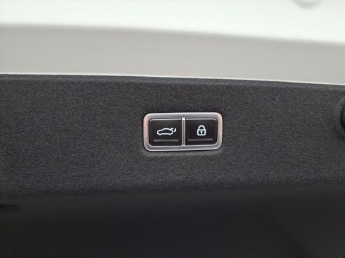 New 2025 Hyundai Ioniq 6 SE AWD/4WD image 12