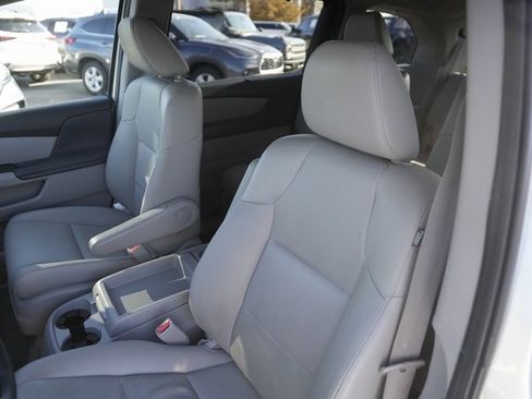 Used 2014 Honda Odyssey EX-L image 10