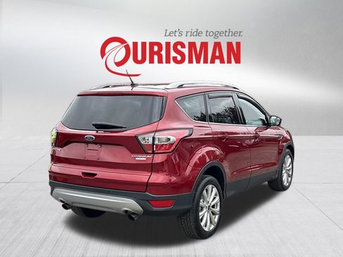 Used 2017 Ford Escape Titanium image 2