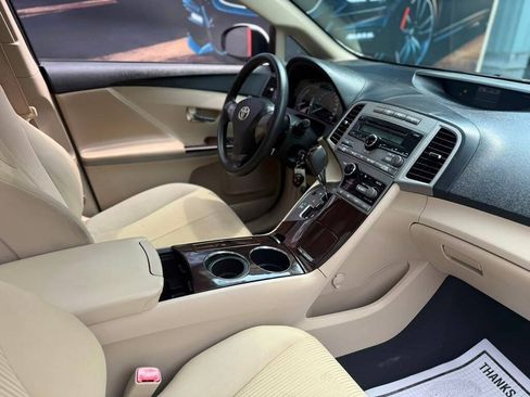 Used 2009 Toyota Venza FWD image 12