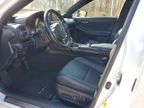 Used 2024 Lexus IS 300 IS 300 w/ Premium Package image 15