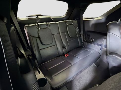 Used 2025 Ford Explorer ST w/ Sun And Sound Package image 30