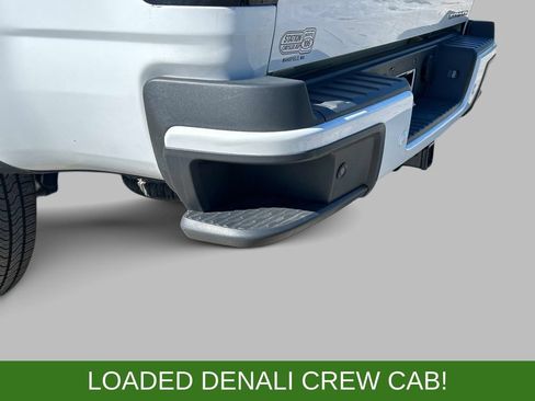Used 2022 GMC Canyon Denali AWD/4WD image 14