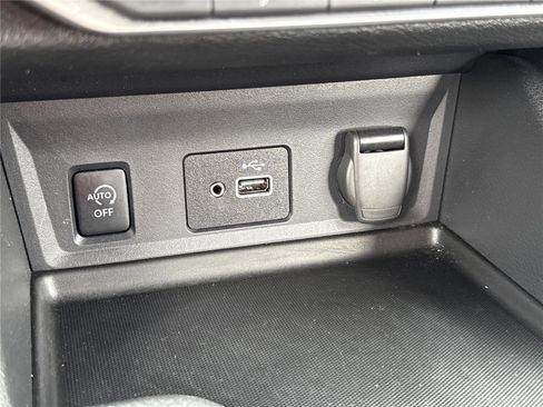 Used 2025 Nissan Sentra S FWD image 8