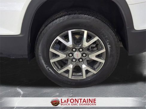 Certified 2023 GMC Acadia SLE image 31