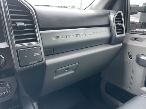 Used 2021 Ford F350 XLT w/ XLT Premium Package image 52