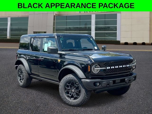 New 2026 Ford Bronco Badlands w/ Black Appearance Package AWD/4WD image 1