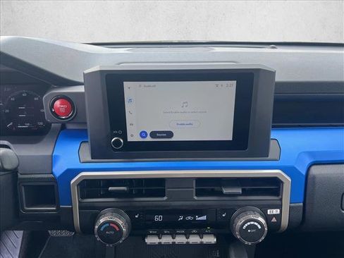 Used 2025 Toyota Tacoma TRD Off-Road image 13