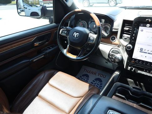 Used 2022 RAM 1500 Limited AWD/4WD image 19