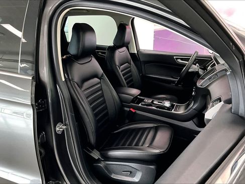 Used 2020 Ford Edge SEL AWD/4WD image 11