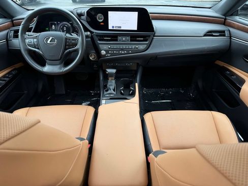 Used 2023 Lexus ES 300h w/ Premium Package FWD image 14
