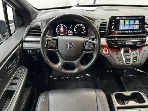 Used 2025 Honda Odyssey Sport-L image 27
