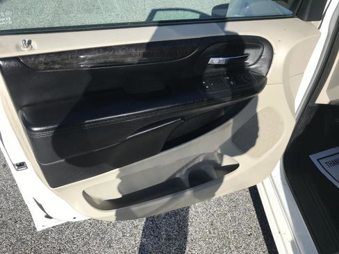 Used 2014 Dodge Grand Caravan SE w/ Quick Order Package 29E SE image 7