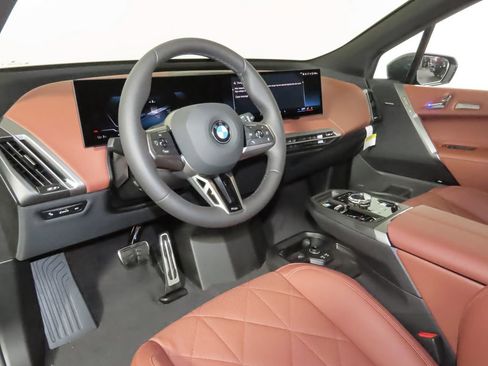 Used 2026 BMW iX xDrive45 w/ M Sport Package image 12