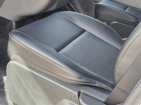 New 2026 Ford Transit 250 148 Medium Roof w/ Load Area Protection Package image 4