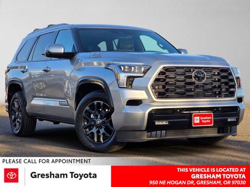 Used 2025 Toyota Sequoia Platinum AWD/4WD image 1