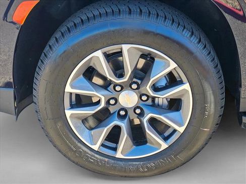Used 2023 Chevrolet Tahoe LT w/ Luxury Package image 23