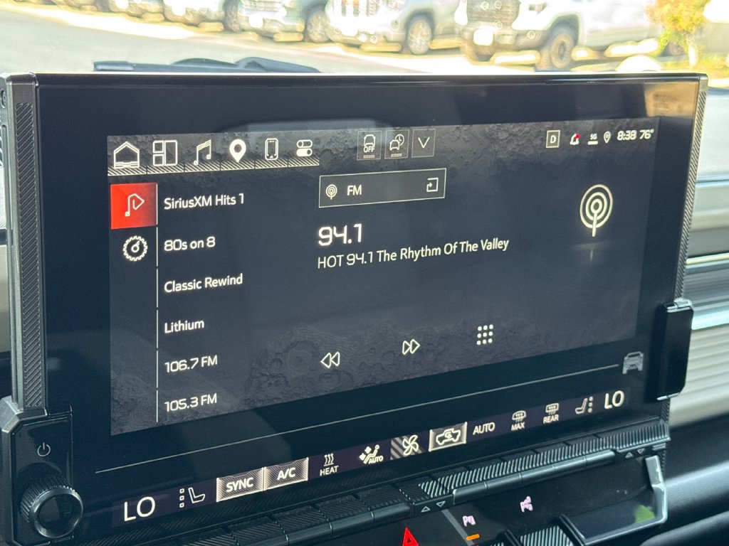 Used 2026 GMC Hummer EV SUV AWD/4WD image 20