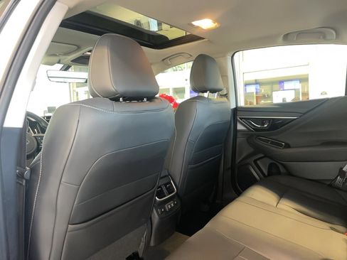 Used 2022 Subaru Legacy Limited image 7