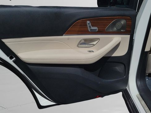 Certified 2026 Mercedes-Benz GLS 450 4MATIC image 6