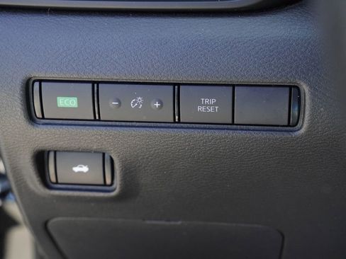 Used 2024 Nissan Sentra S FWD image 9