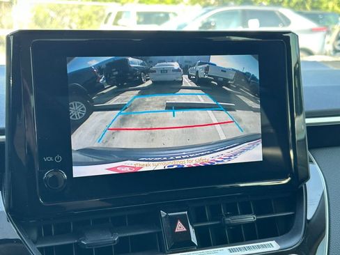 Used 2024 Toyota Corolla LE FWD image 27