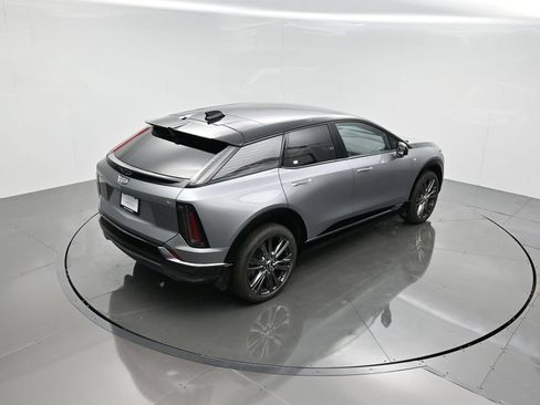 New 2027 Cadillac Optiq Premium Sport w/ LPO, Floor Liner Package AWD/4WD image 50