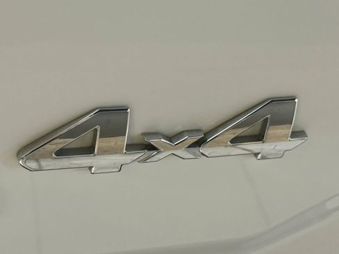 Used 2019 Toyota Tacoma SR w/ SR Convenience Package image 13