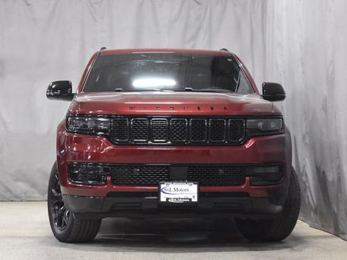 Used 2024 Jeep Wagoneer Series II image 4