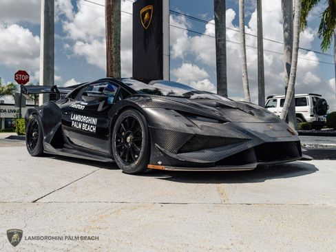 Used 2022 Lamborghini Huracan EVO image 8