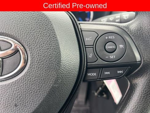 Certified 2025 Toyota RAV4 LE AWD/4WD image 16