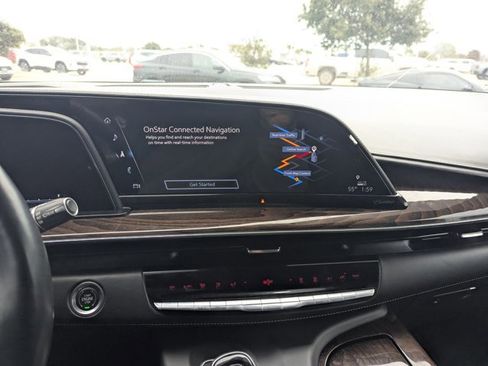 Used 2021 Cadillac Escalade ESV Premium Luxury Platinum image 12