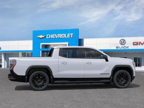 New 2026 GMC Sierra EV Elevation w/ LPO, Elevation Dark Package image 28