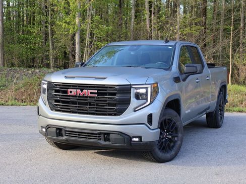 Used 2024 GMC Sierra 1500 Elevation AWD/4WD image 1