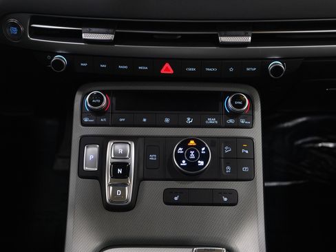 Certified 2025 Hyundai Palisade XRT image 16